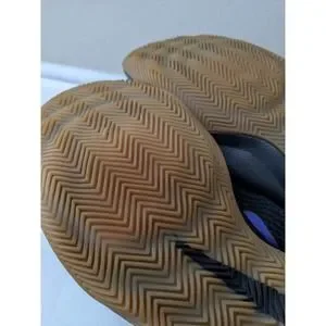 Sz 5.5 5 1/2 NIKE Zoom Rev Holographic Black Gum Basketball Nike | Shoes | Sz 55 5 2 Nike Zoom Rev Holographic Black Gum  main image 4